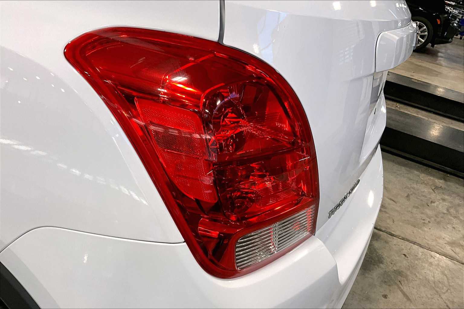 2017 Chevrolet Trax LS - Photo 35