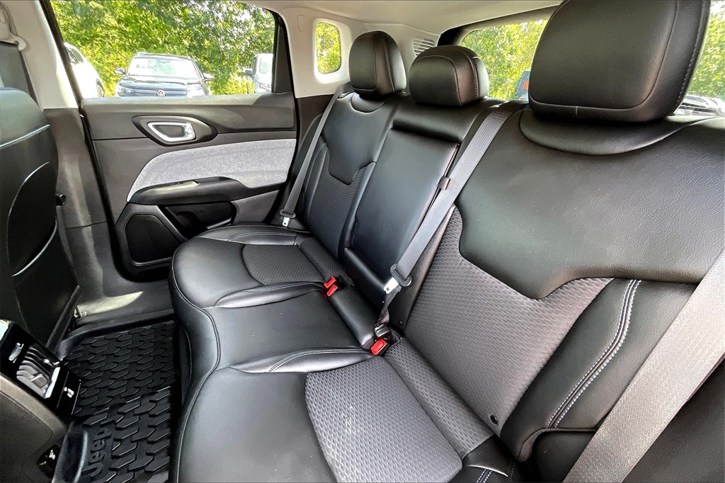 2022 Jeep Compass Latitude - Photo 14