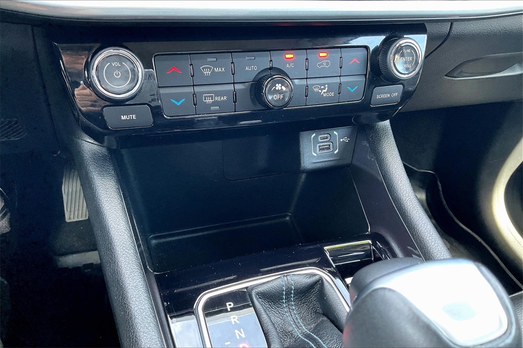 2022 Jeep Compass Latitude - Photo 24