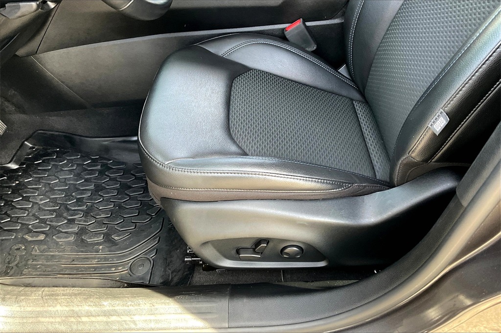 2022 Jeep Compass Latitude - Photo 33