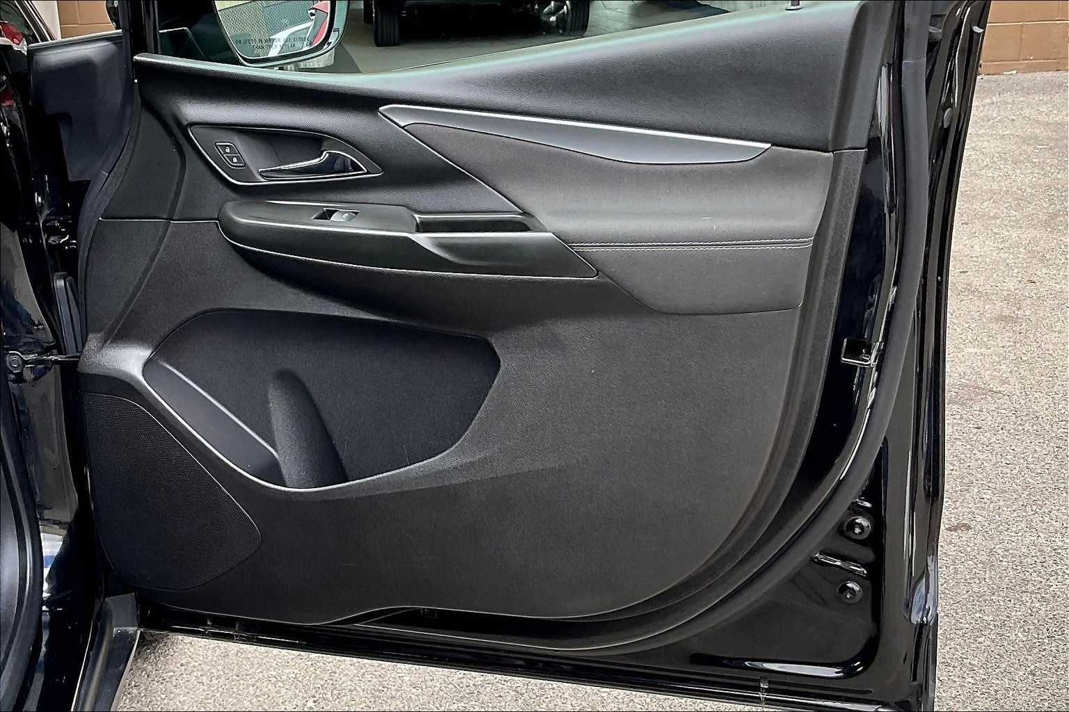 2023 Chevrolet Bolt EV 1LT - Photo 12