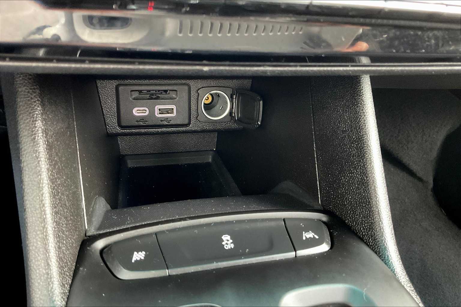 2023 Chevrolet Bolt EV 1LT - Photo 26