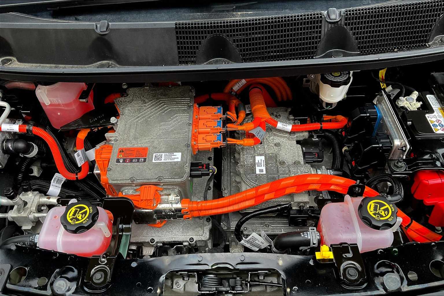 2023 Chevrolet Bolt EV 1LT - Photo 34