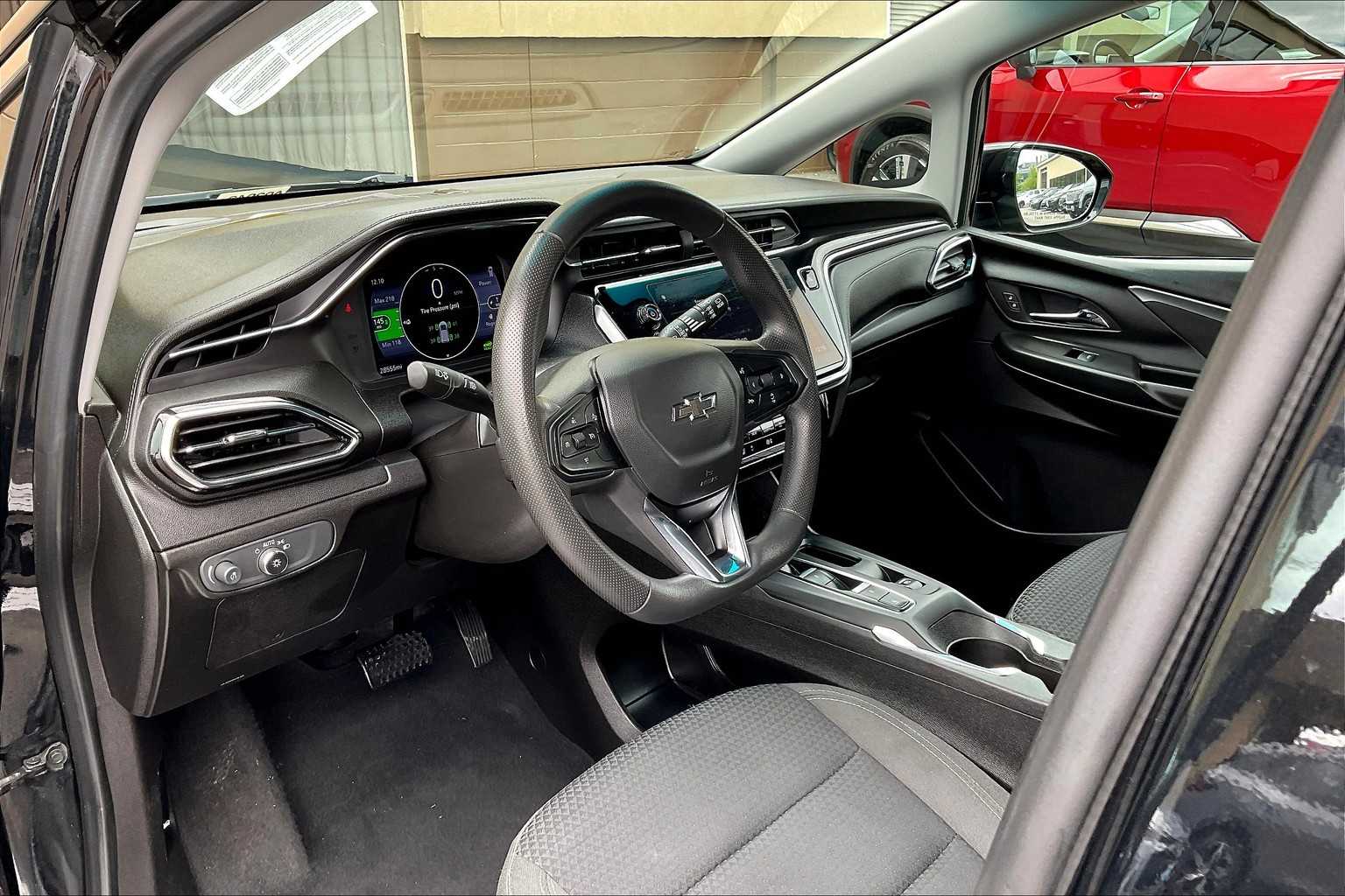2023 Chevrolet Bolt EV 1LT - Photo 8