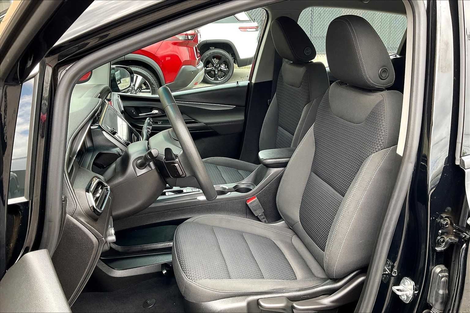 2023 Chevrolet Bolt EV 1LT - Photo 10