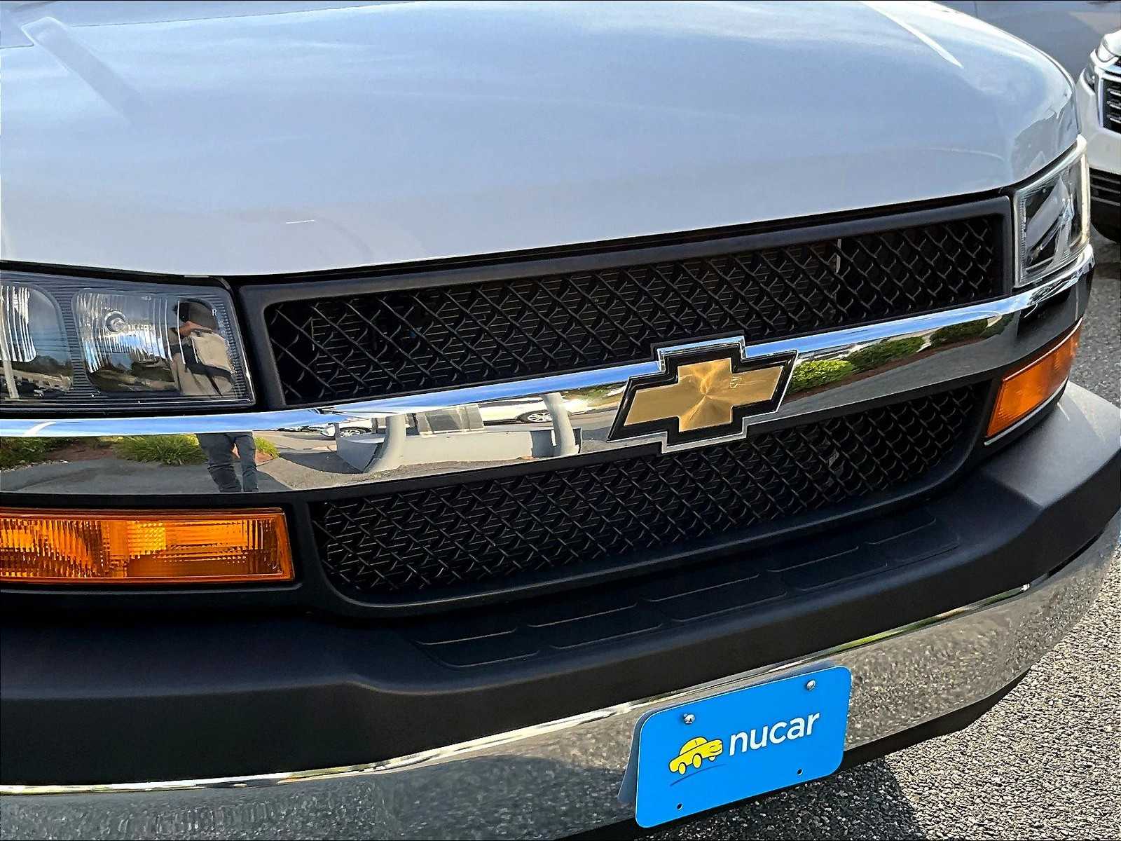 2024 Chevrolet Express 2500 Cargo photo 29