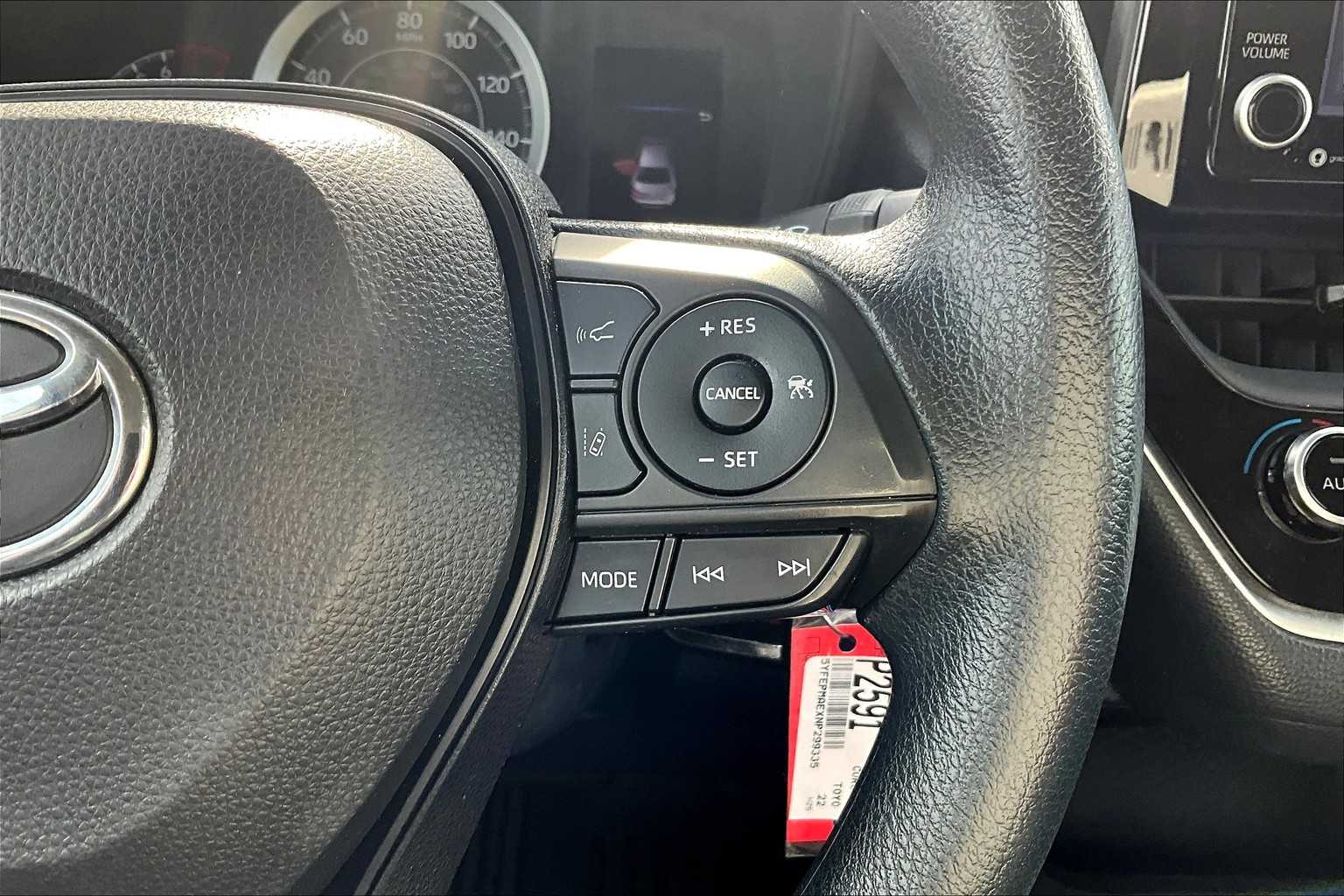 2022 Toyota Corolla LE - Photo 24