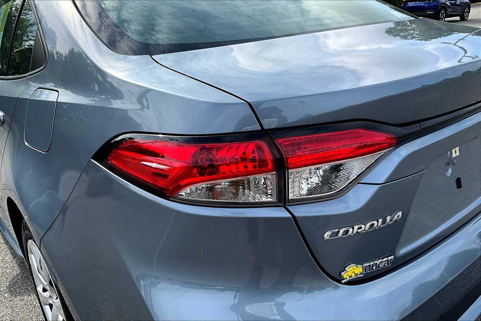 2022 Toyota Corolla LE - Photo 33