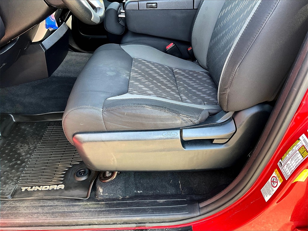2018 Toyota Tundra SR5 - Photo 32