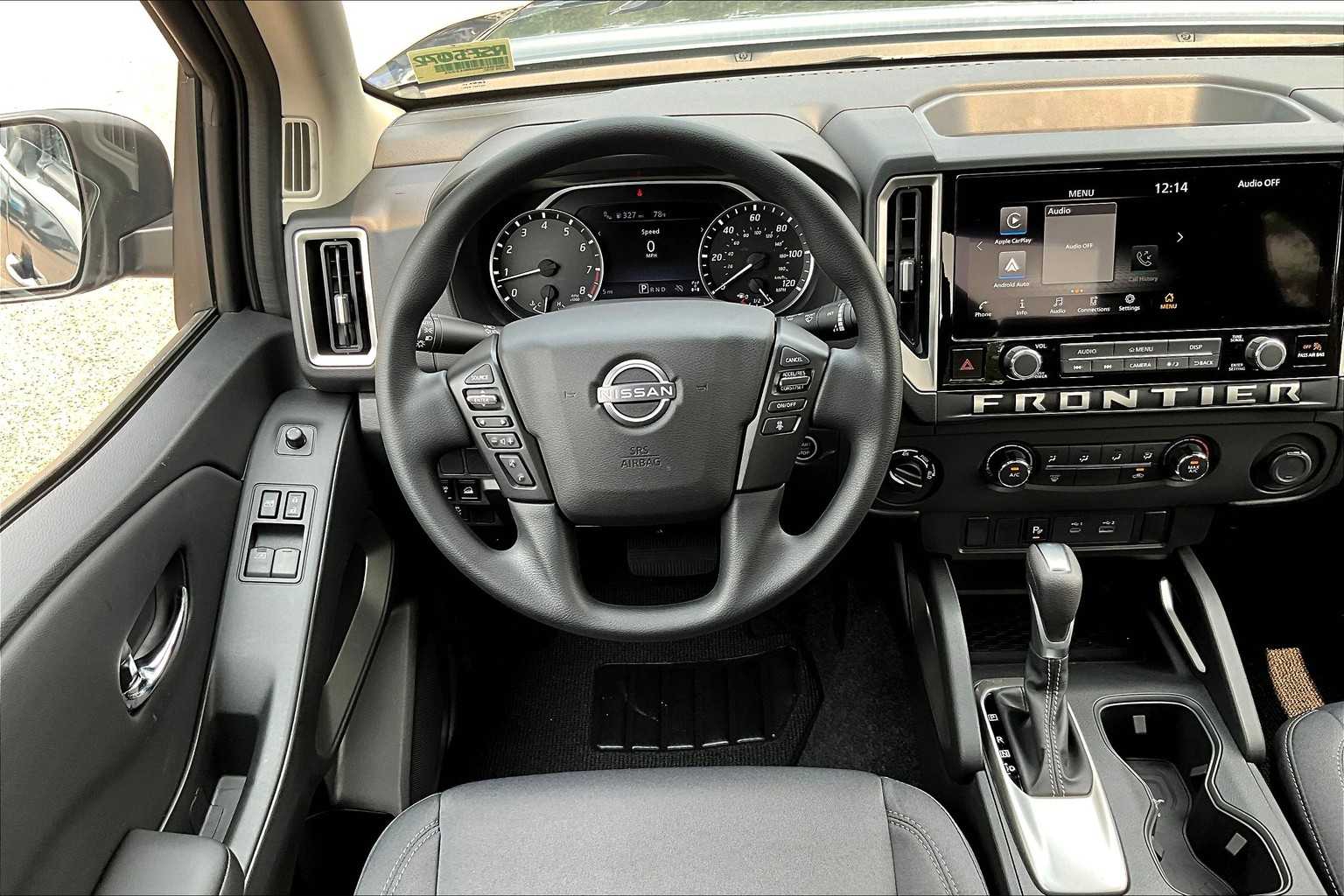 2025 Nissan Frontier SV - Photo 17