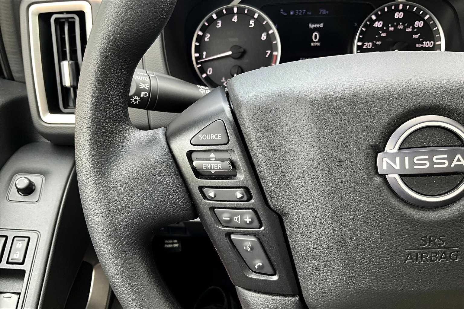 2025 Nissan Frontier SV - Photo 22