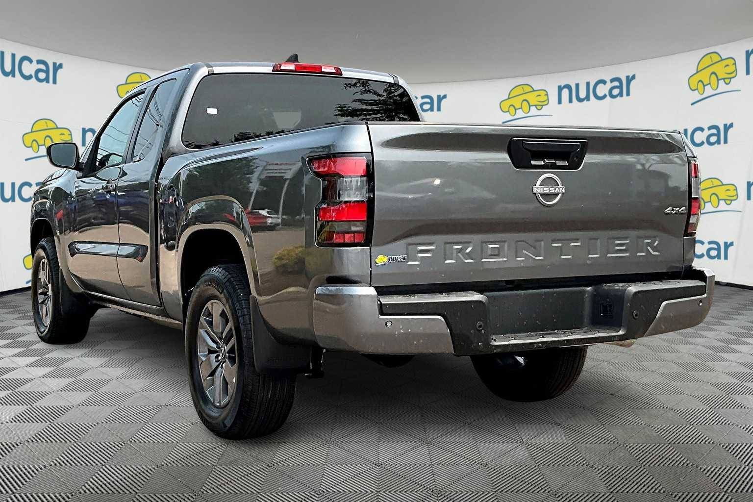 2025 Nissan Frontier SV - Photo 4