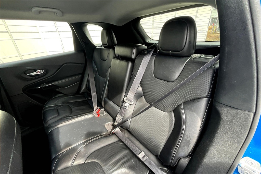 2023 Jeep Cherokee Altitude - Photo 15