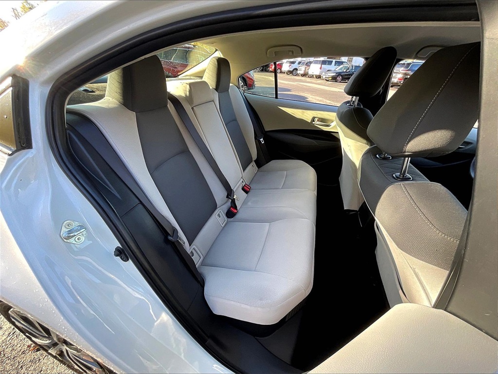 2021 Toyota Corolla Hybrid LE - Photo 16