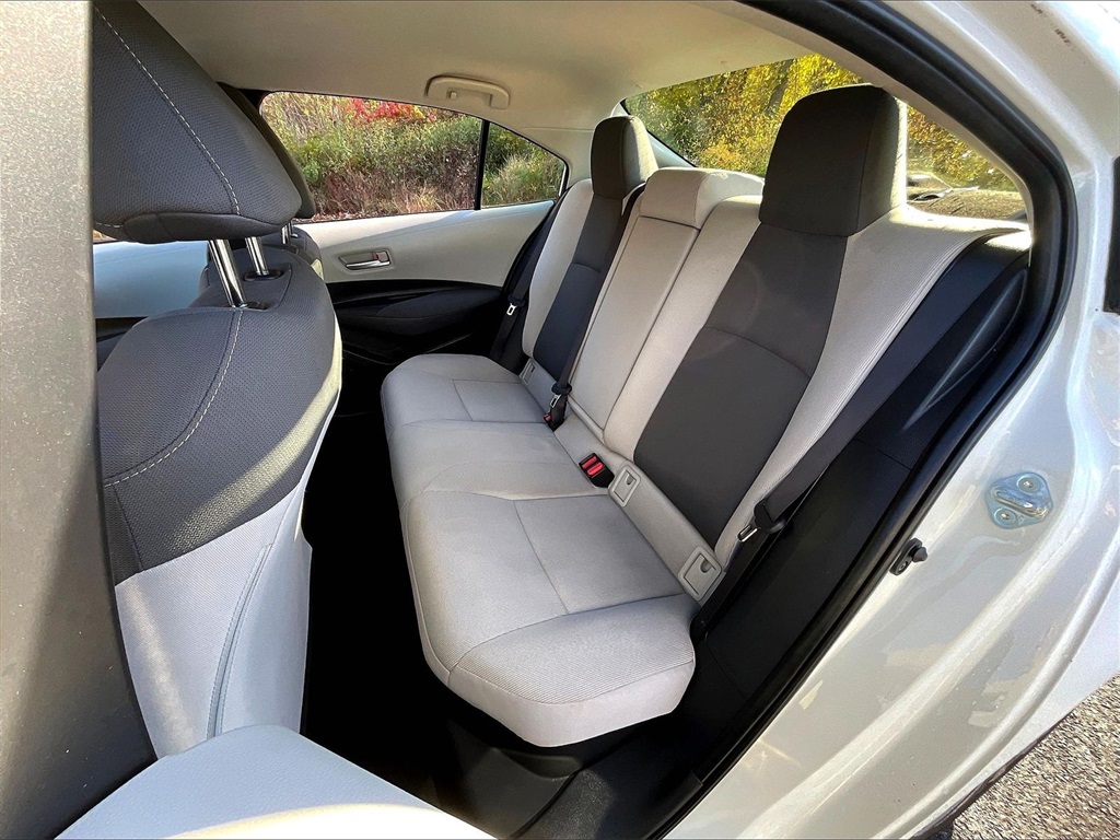 2021 Toyota Corolla Hybrid LE - Photo 21