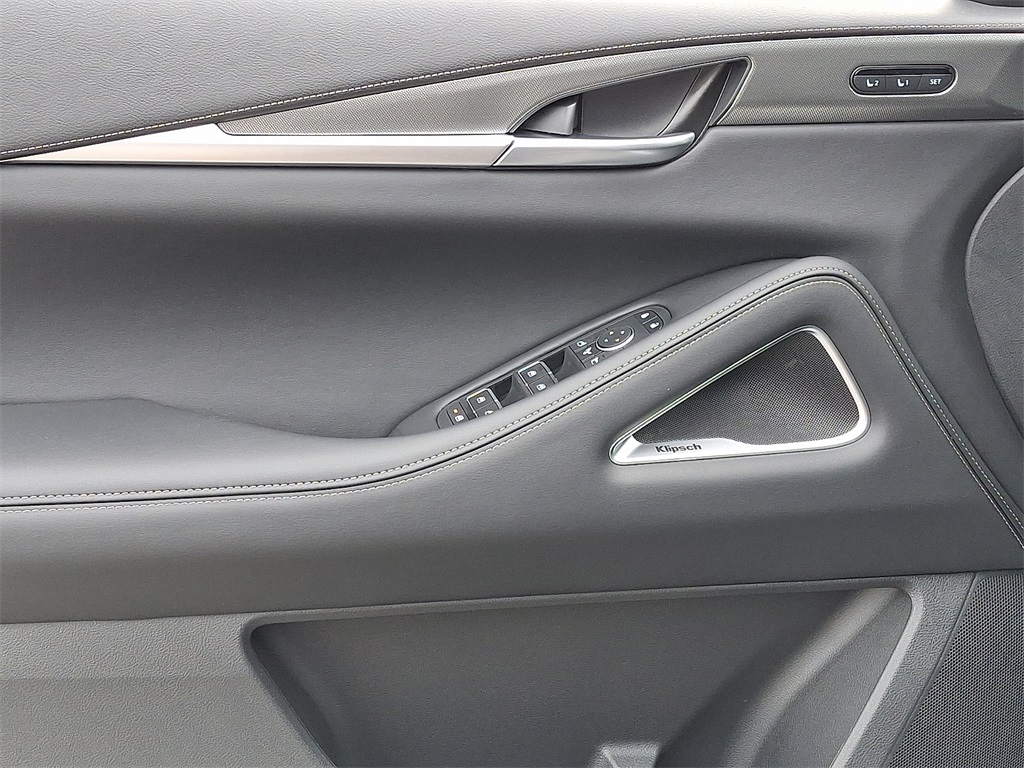 2026 INFINITI QX60 LUXE - Photo 9