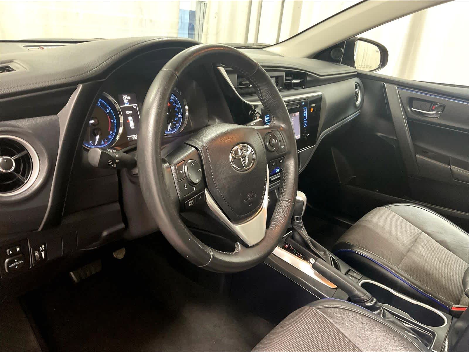 2017 Toyota Corolla SE - Photo 8