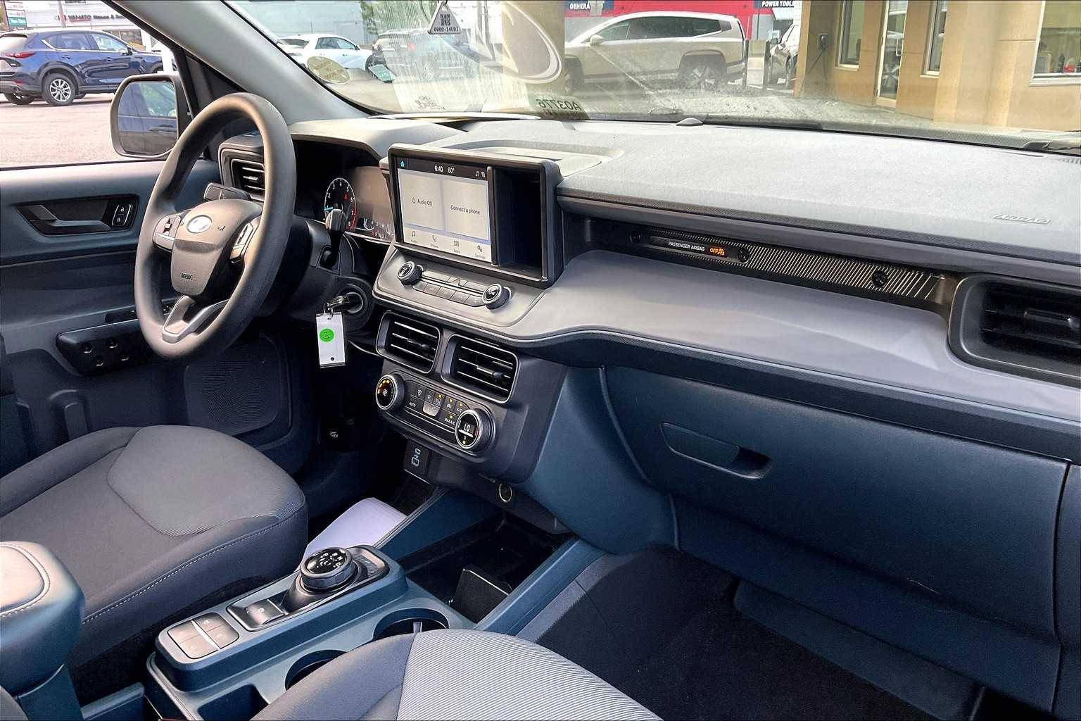 2022 Ford Maverick XL - Photo 14