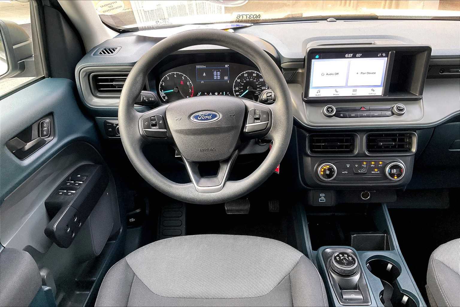 2022 Ford Maverick XL - Photo 17