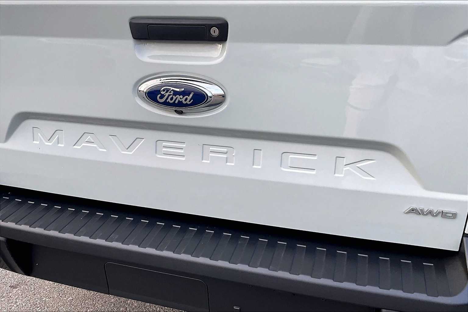 2022 Ford Maverick XL - Photo 28