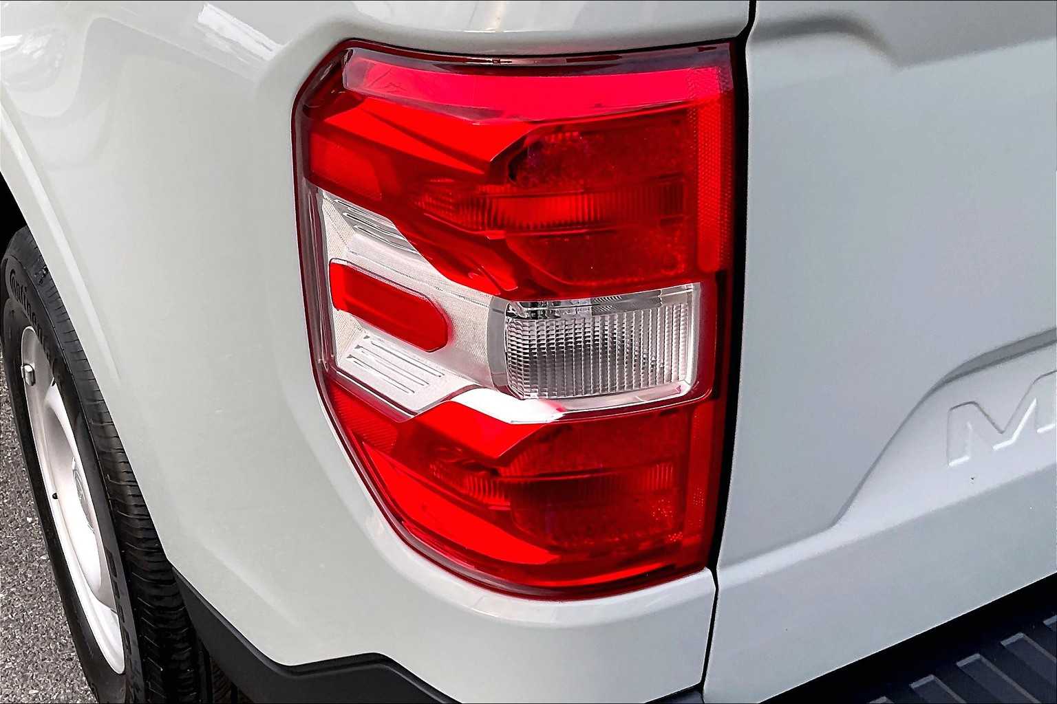 2022 Ford Maverick XL - Photo 34