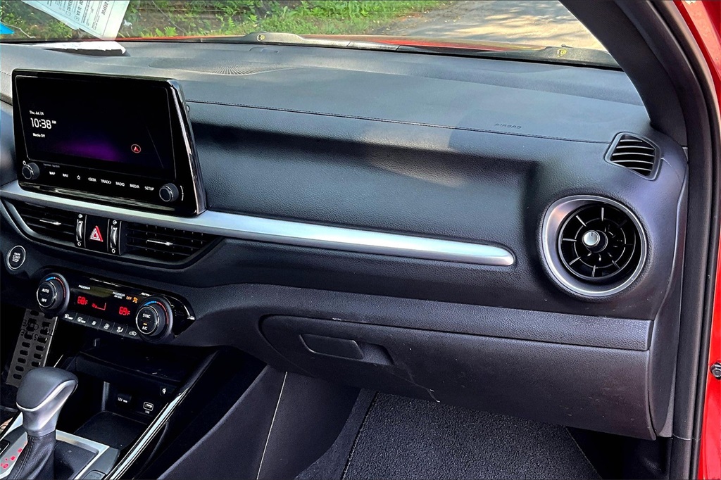 2023 Kia Forte GT-Line - Photo 13