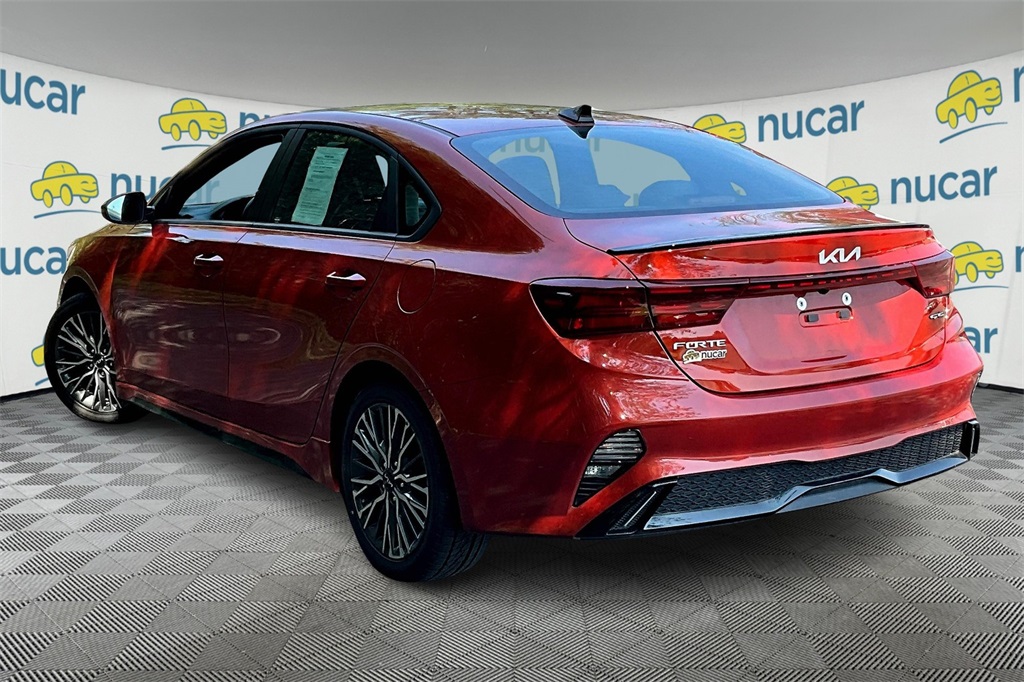 2023 Kia Forte GT-Line - Photo 4
