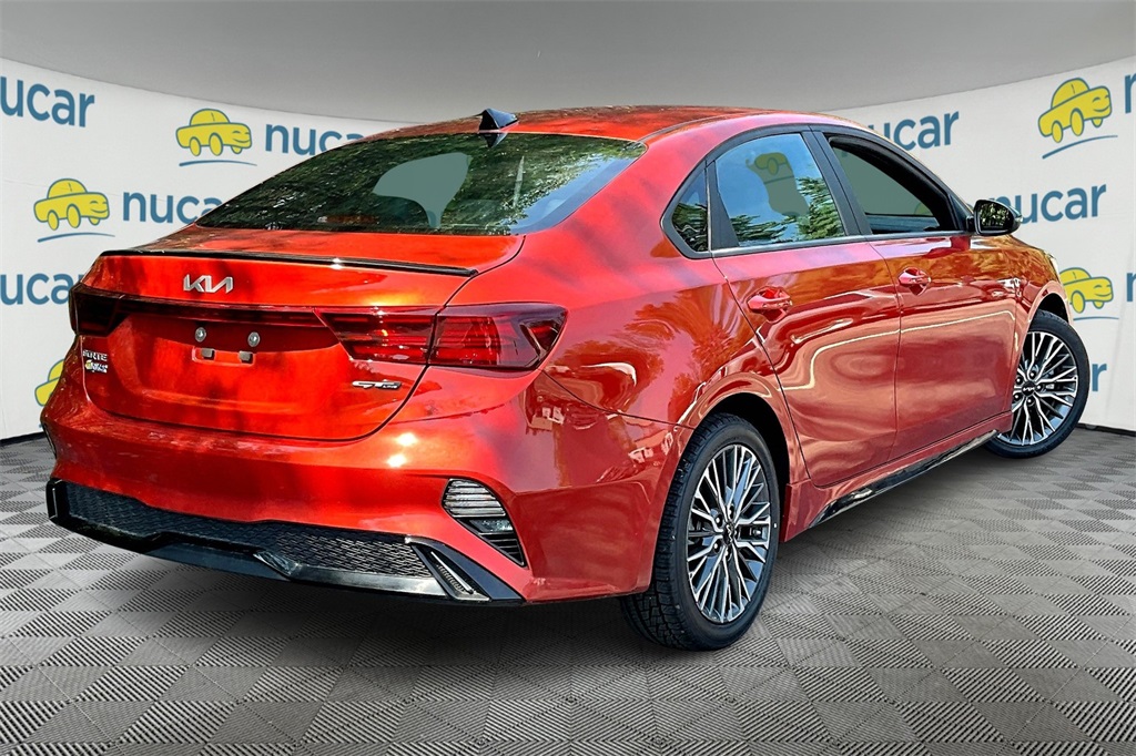2023 Kia Forte GT-Line - Photo 6
