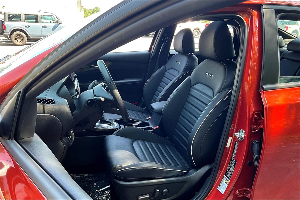 2023 Kia Forte GT-Line - Photo 10