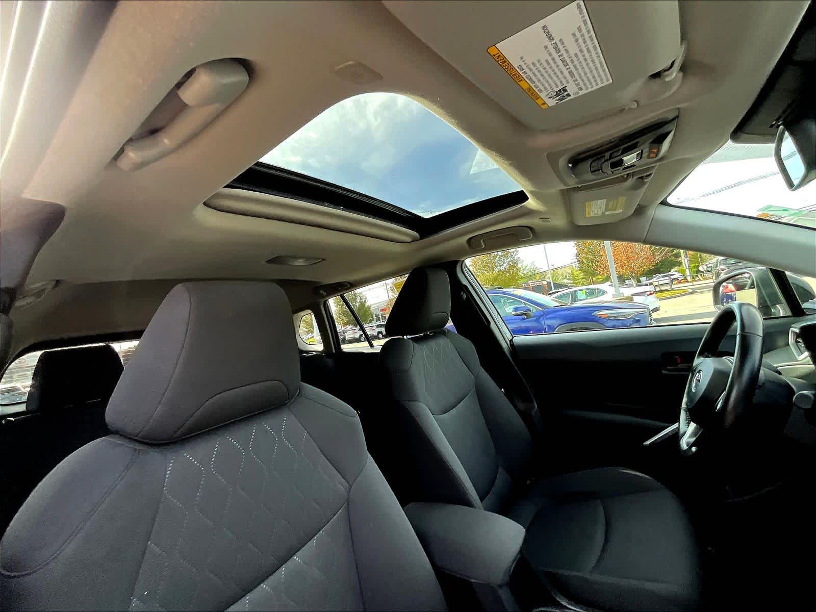 2023 Toyota Corolla Cross LE - Photo 22