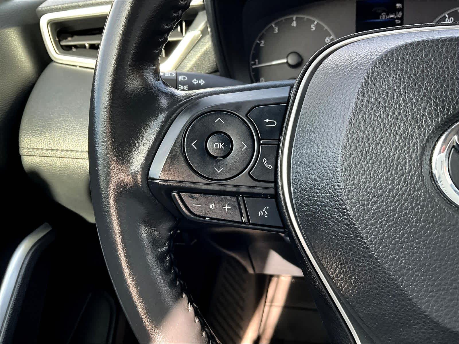 2023 Toyota Corolla Cross LE - Photo 23