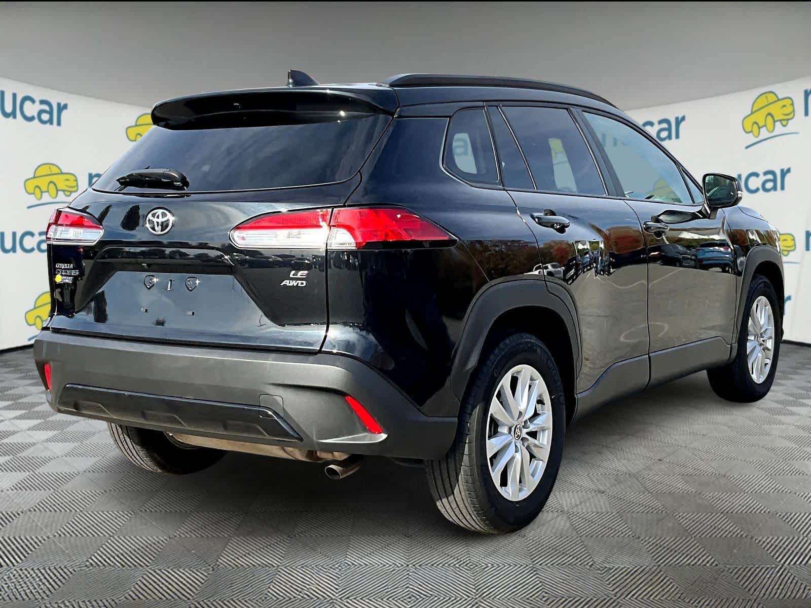 2023 Toyota Corolla Cross LE - Photo 6