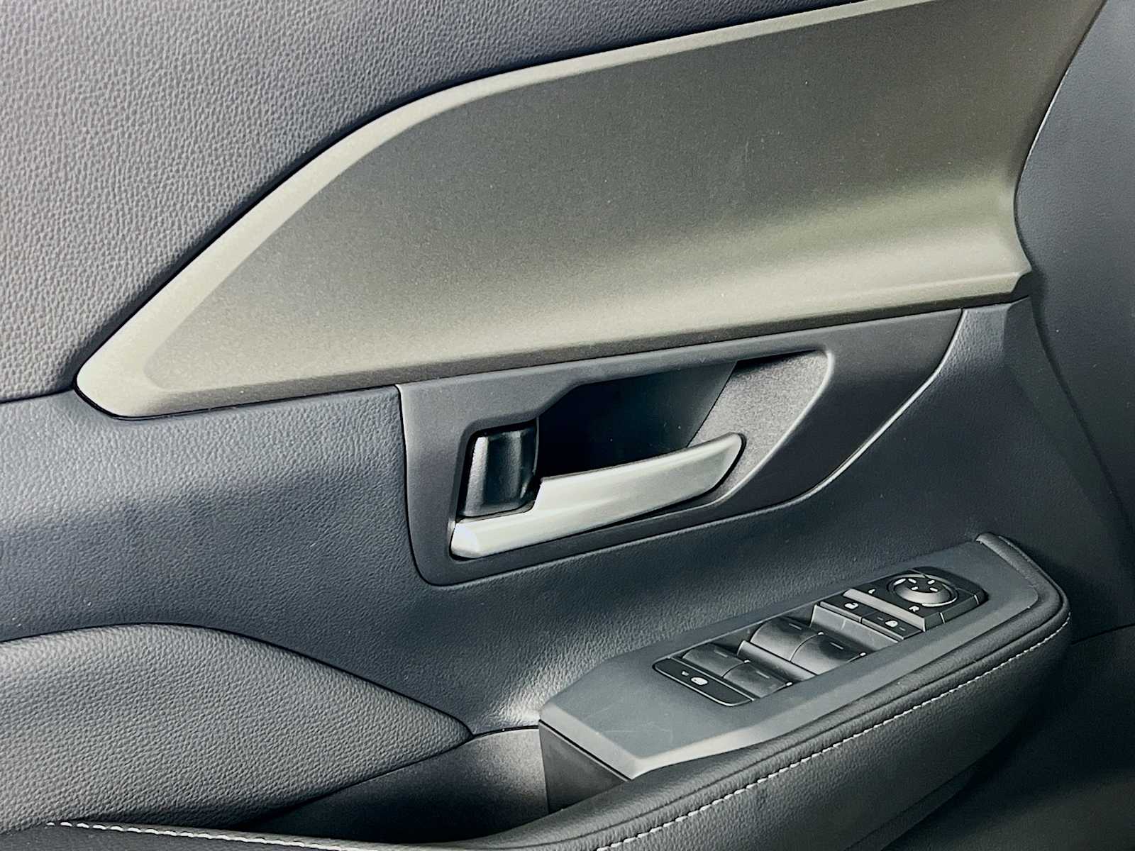 2026 Toyota Grand Highlander XLE - Photo 16