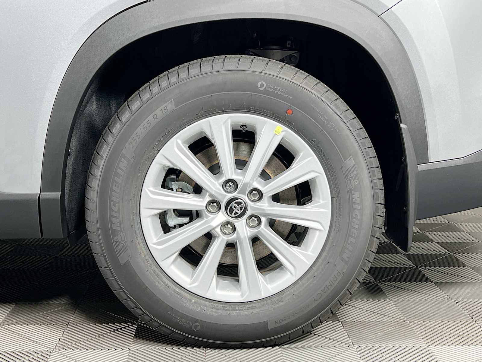 2026 Toyota Grand Highlander XLE - Photo 19