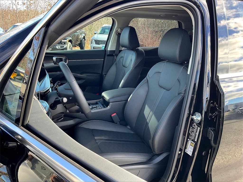 2026 Kia Sorento S - Photo 11