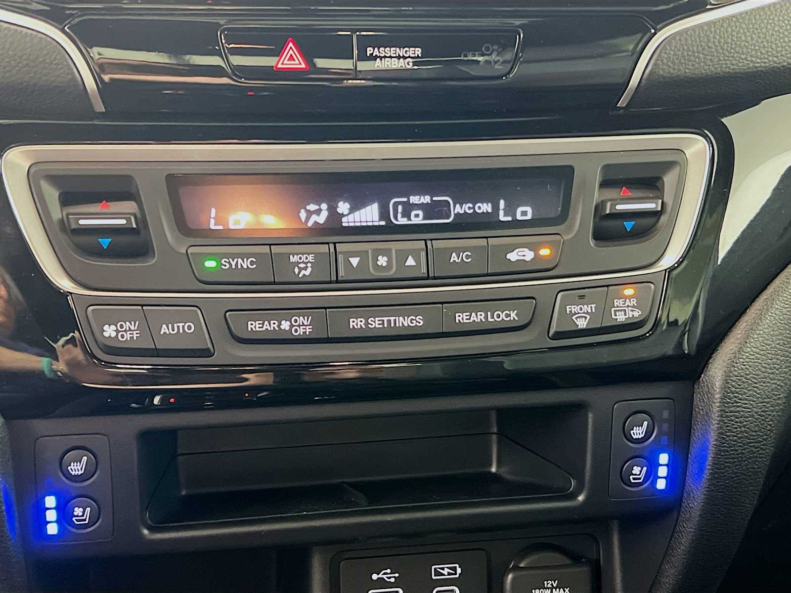 2025 Honda Ridgeline Black Edition - Photo 16