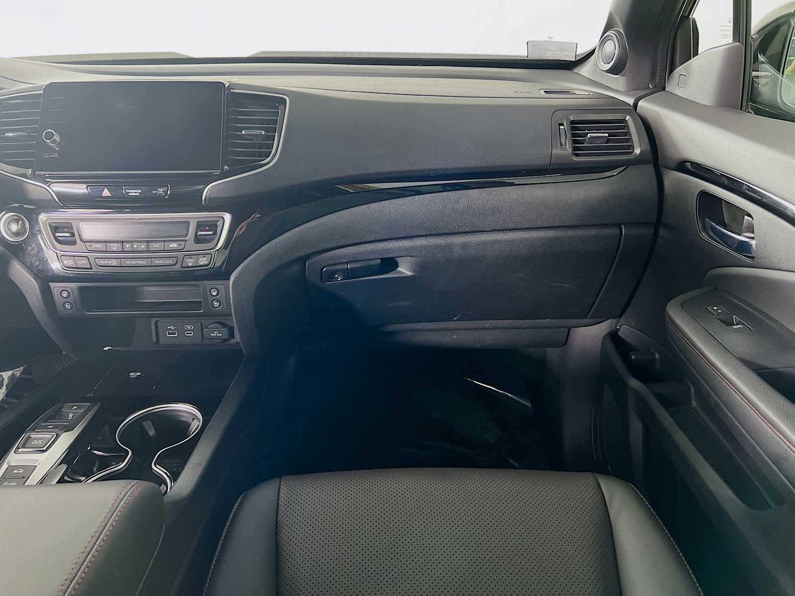2025 Honda Ridgeline Black Edition - Photo 25