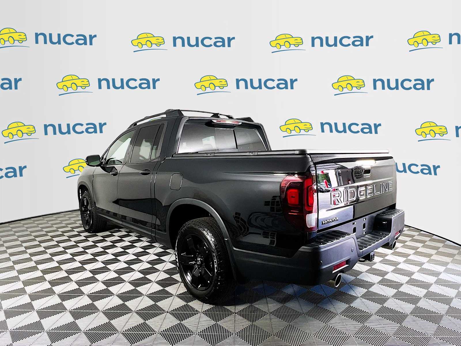 2025 Honda Ridgeline Black Edition - Photo 5