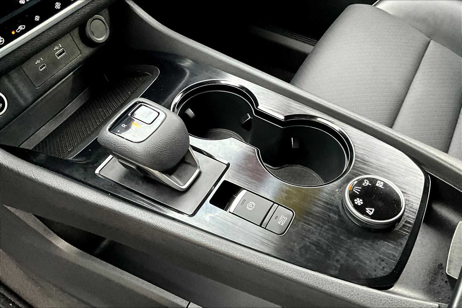 2023 Nissan Rogue SV - Photo 20