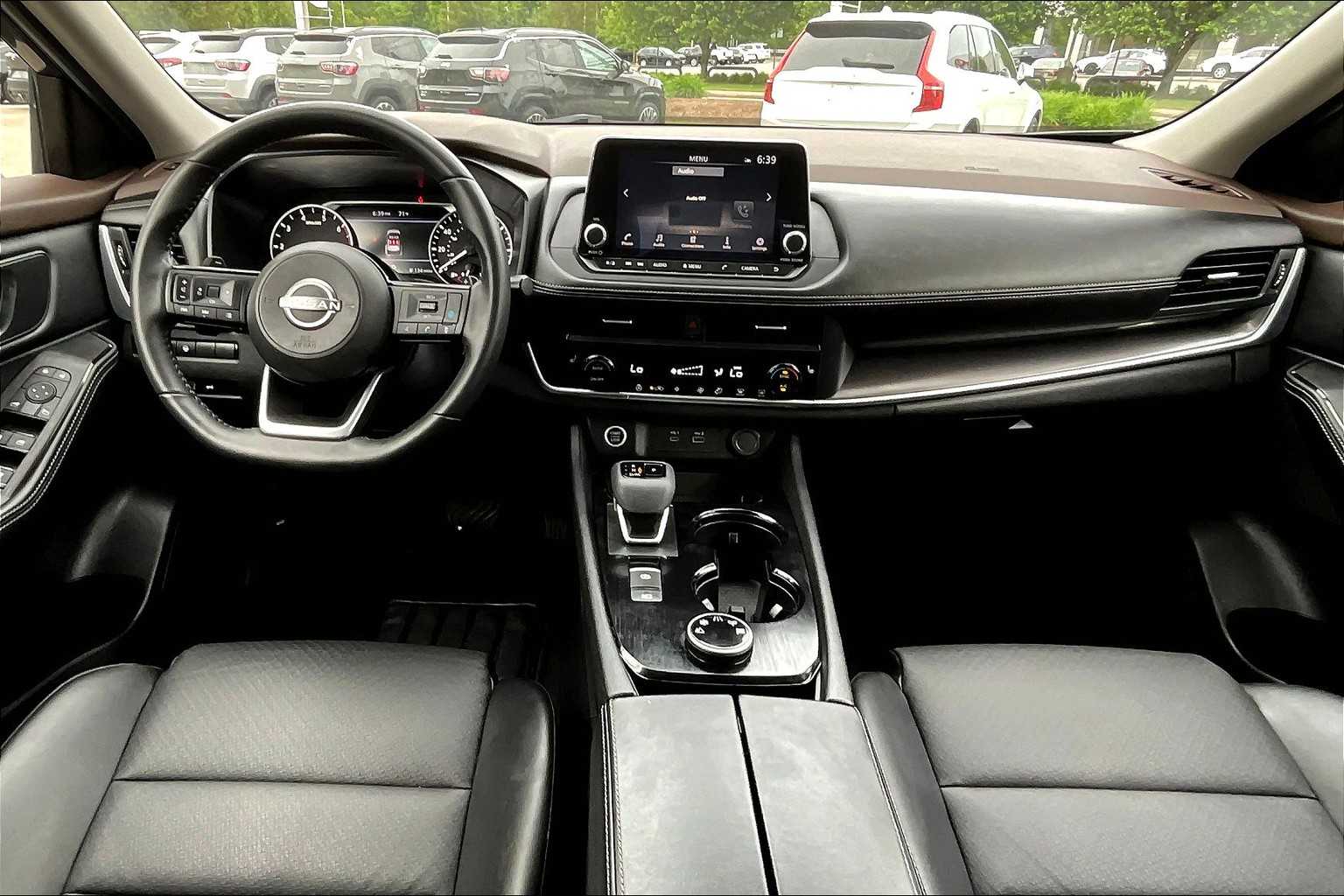 2023 Nissan Rogue SV - Photo 21