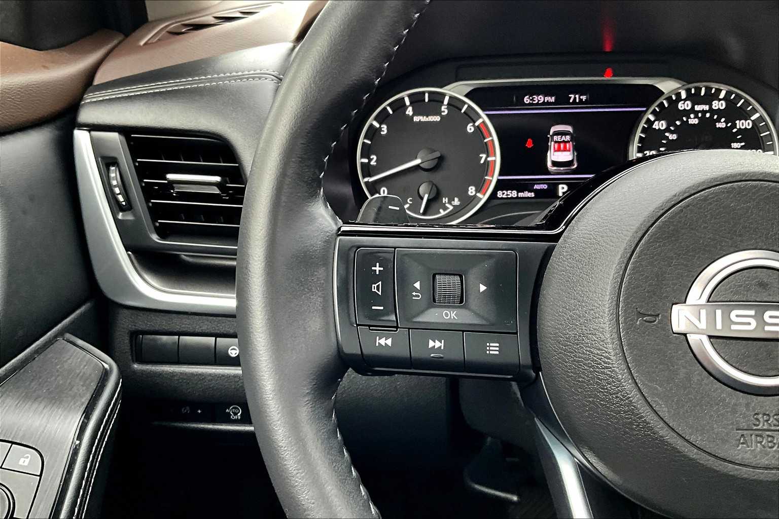 2023 Nissan Rogue SV - Photo 23