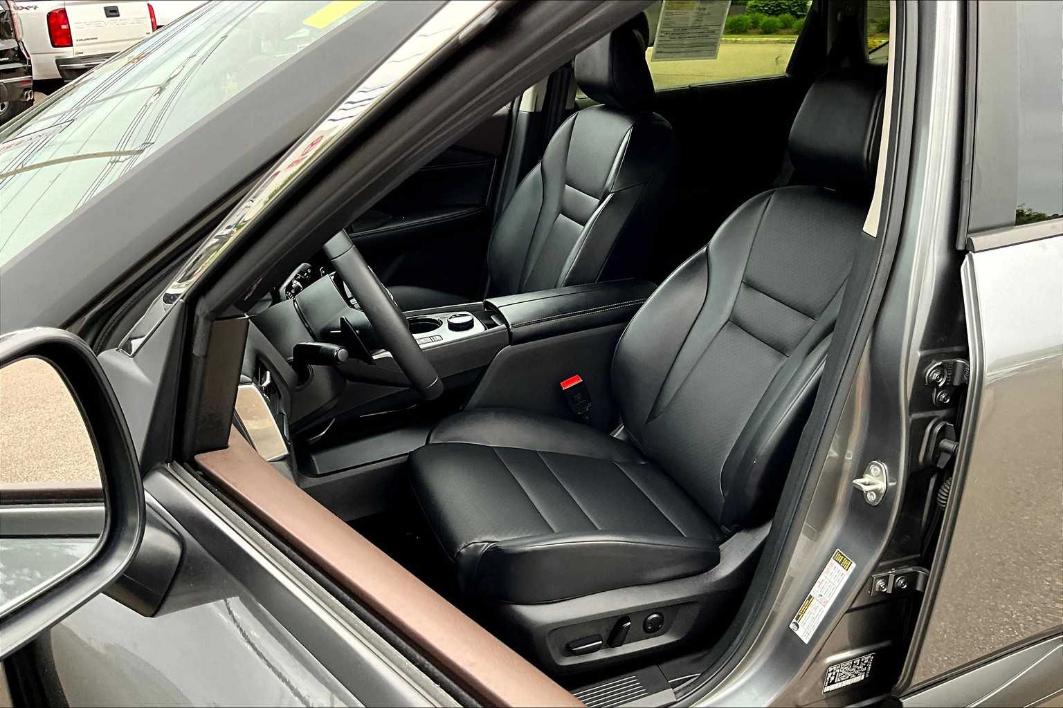 2023 Nissan Rogue SV - Photo 10