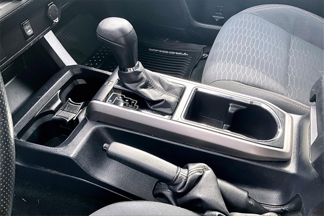 2017 Toyota Tacoma SR5 - Photo 15
