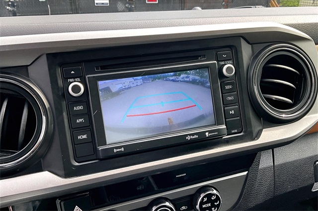 2017 Toyota Tacoma SR5 - Photo 26