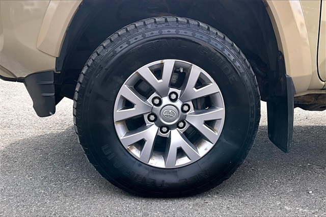 2017 Toyota Tacoma SR5 - Photo 9
