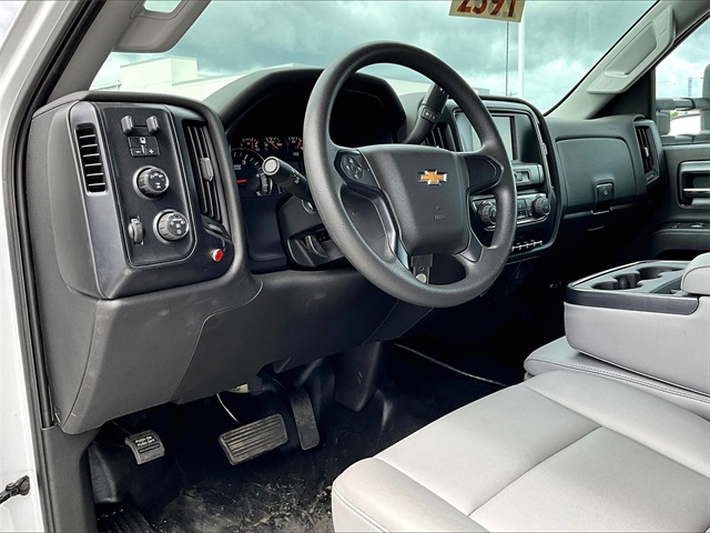 2023 Chevrolet Silverado 4500HD Work Truck - Photo 8
