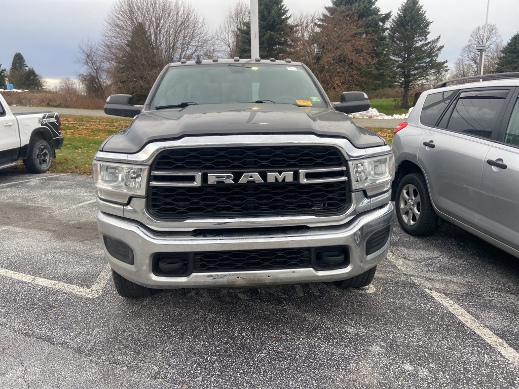 2022 Ram 3500 Tradesman - Photo 2