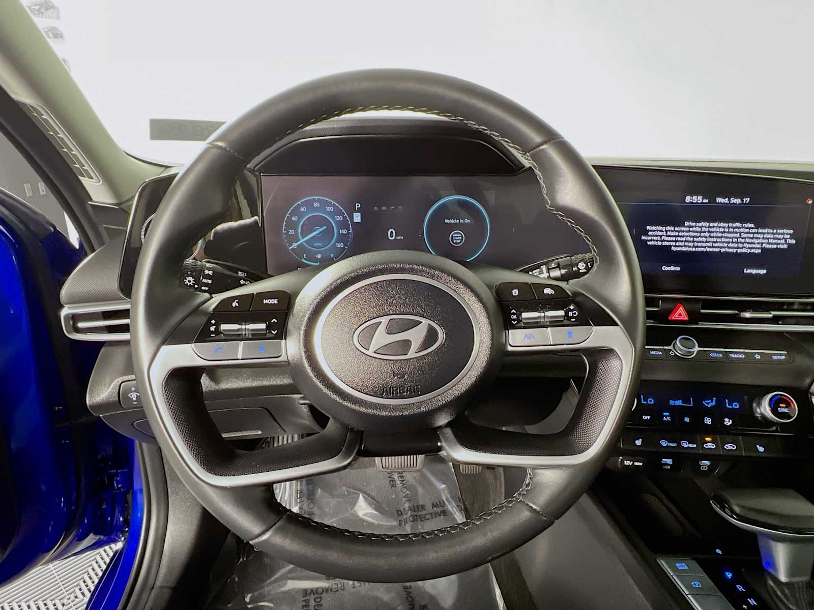 2024 Hyundai Elantra SEL - Photo 11