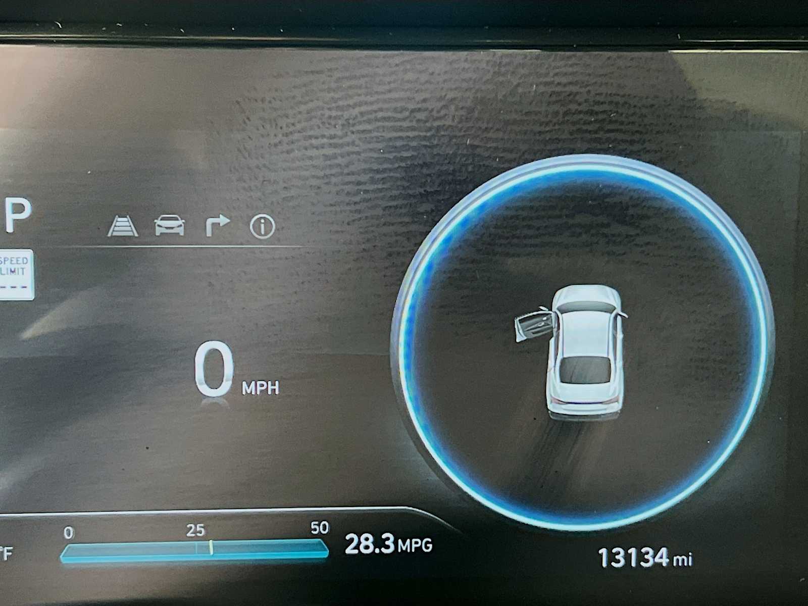 2024 Hyundai Elantra SEL - Photo 12