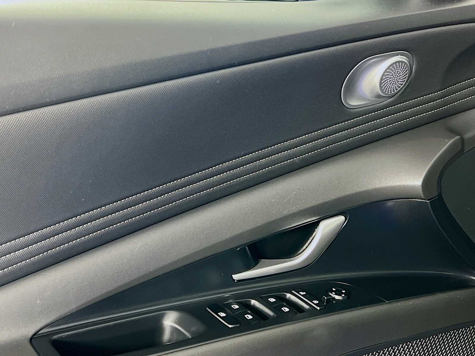 2024 Hyundai Elantra SEL - Photo 18